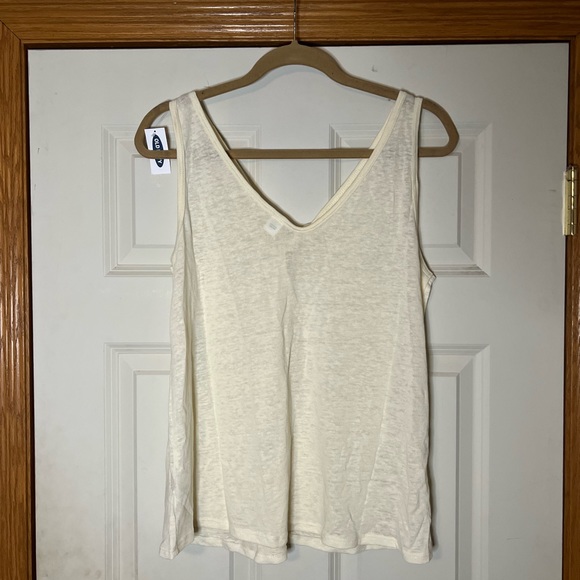 Old Navy Tank Top - Picture 3 of 4